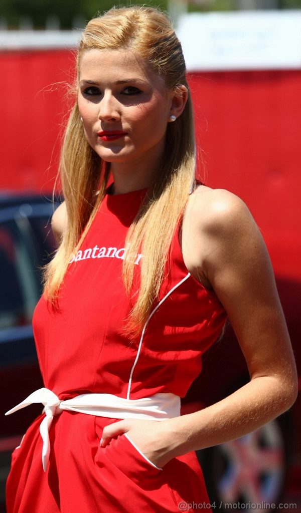 GP SPAGNA, 21.05.2011- griglia girl