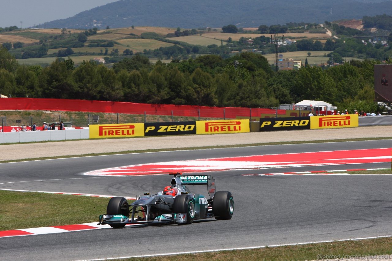 GP SPAGNA, 21.05.2011- Qualifiche, Michael Schumacher (GER), Mercedes GP Petronas F1 Team, MGP W02 