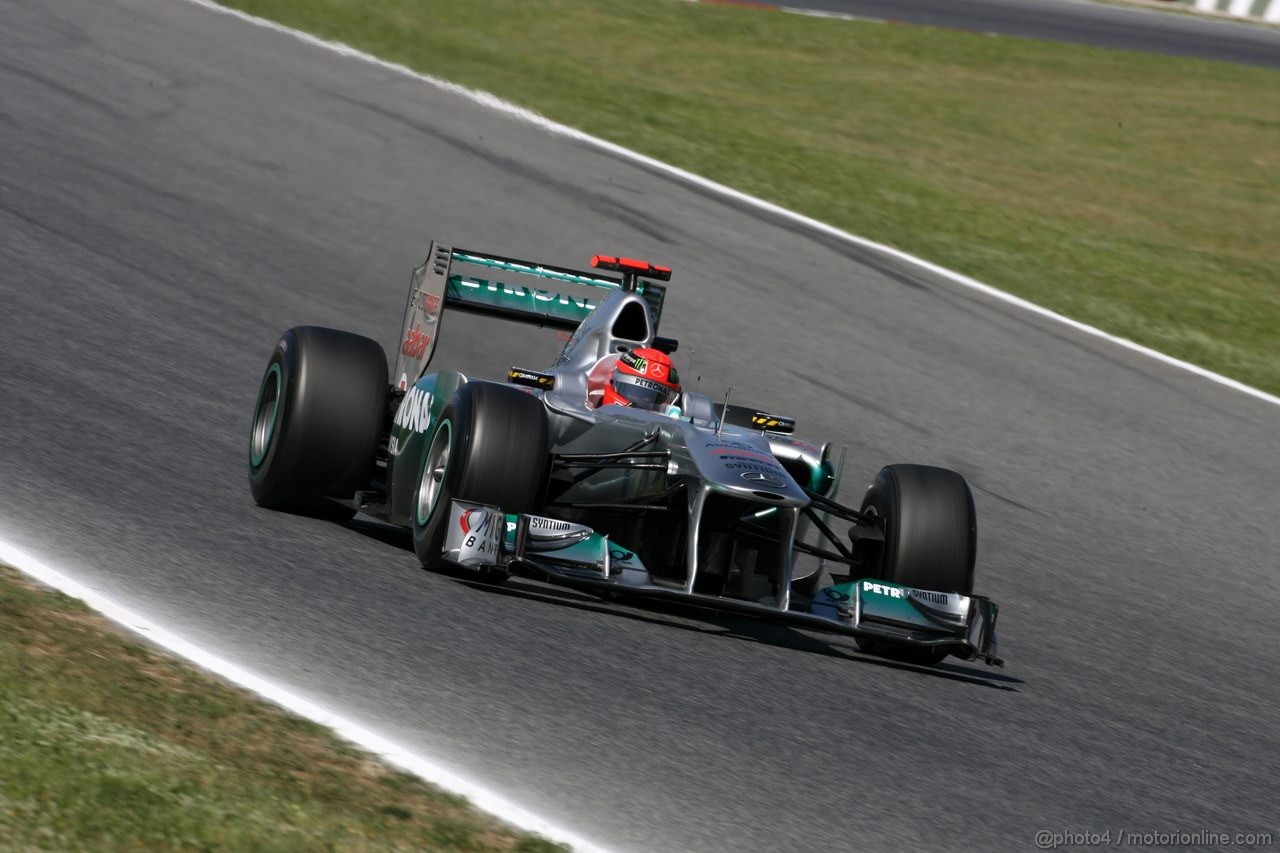 GP SPAGNA, 20.05.2011- Prove Libere 1, Venerdi', Michael Schumacher (GER), Mercedes GP Petronas F1 Team, MGP W02 