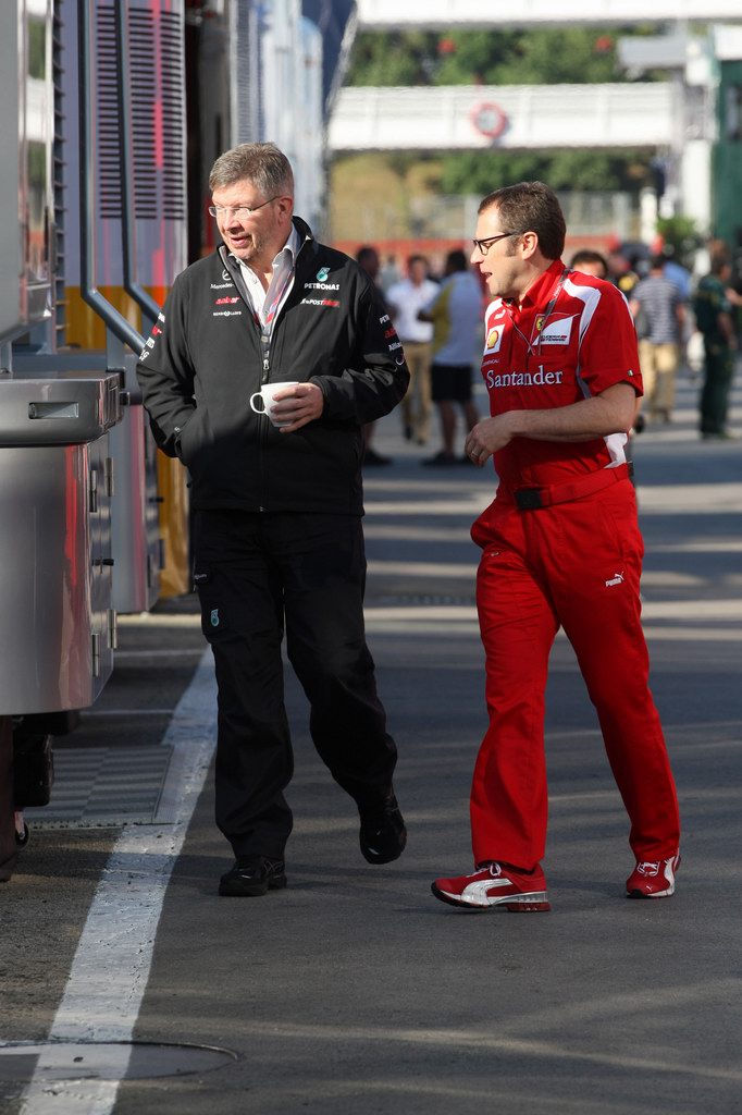 GP SPAGNA, 20.05.2011- Prove Libere 1, Venerdi', Ross Brawn (GBR), Team Principal, Mercedes GP e Stefano Domenicali (ITA), Head of the Gestione Sportiva 