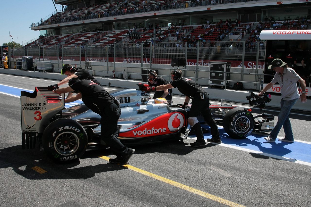 GP SPAGNA, 20.05.2011- Prove Libere 1, Venerdi', Lewis Hamilton (GBR), McLaren  Mercedes, MP4-26 