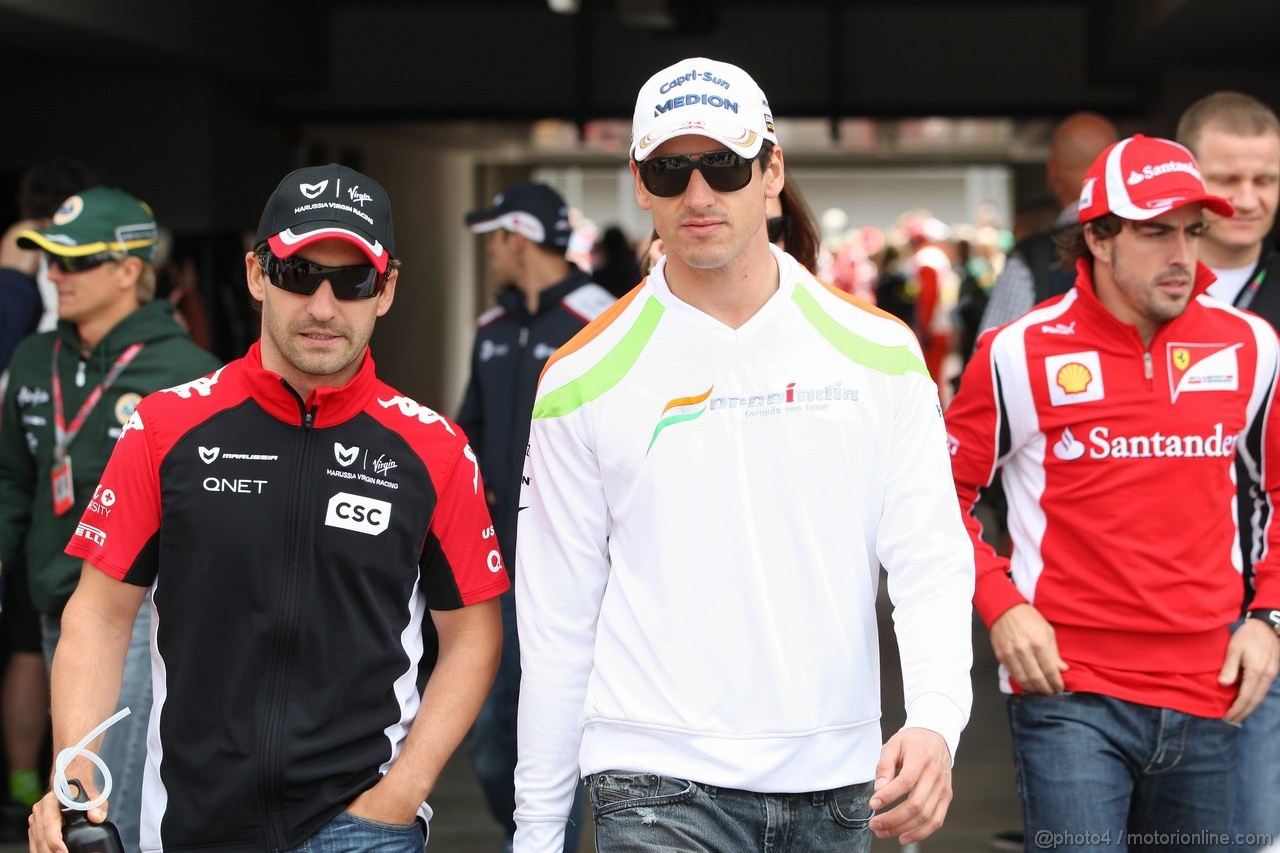 GP TURCHIA, 08.05.2011- Timo Glock (GER), Marussia Virgin Racing VR-02, Adrian Sutil (GER), Force India F1 Team, VJM04 e Fernando Alonso (ESP), Ferrari, F-150 Italia 