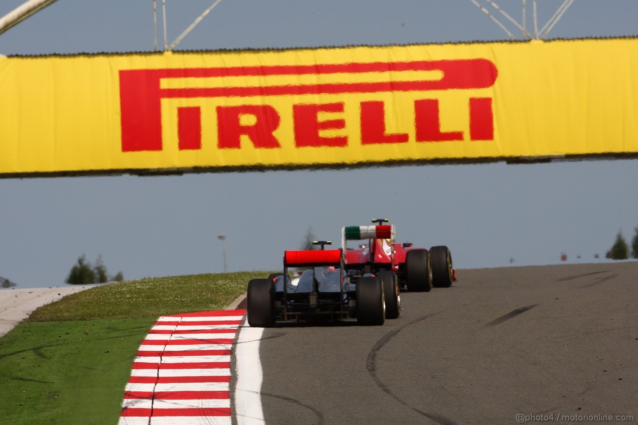 GP TURCHIA, 08.05.2011- Gara, Jenson Button (GBR), McLaren  Mercedes, MP4-26 e Felipe Massa (BRA), Ferrari, F-150 Italia 