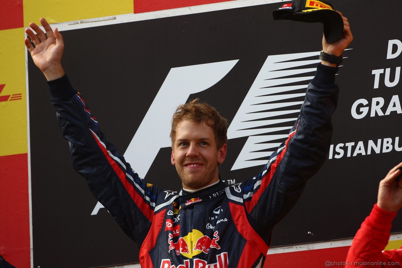 GP TURCHIA, 08.05.2011- Gara, Sebastian Vettel (GER), Red Bull Racing, RB7 vincitore 