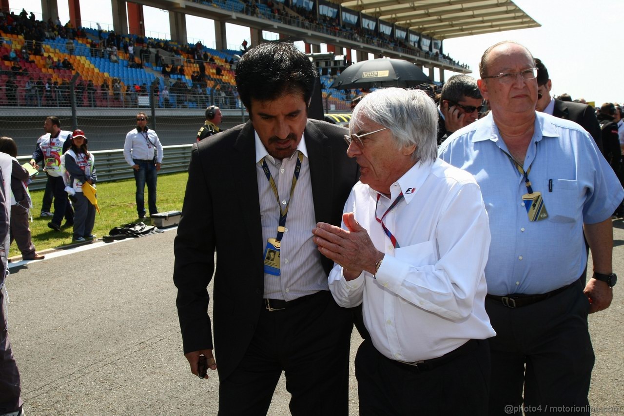 GP TURCHIA, 08.05.2011- Gara, Bernie Ecclestone (GBR), President e CEO of Formula One Management  e Sultan Ahmed bin Sulayem, Federention Arabic