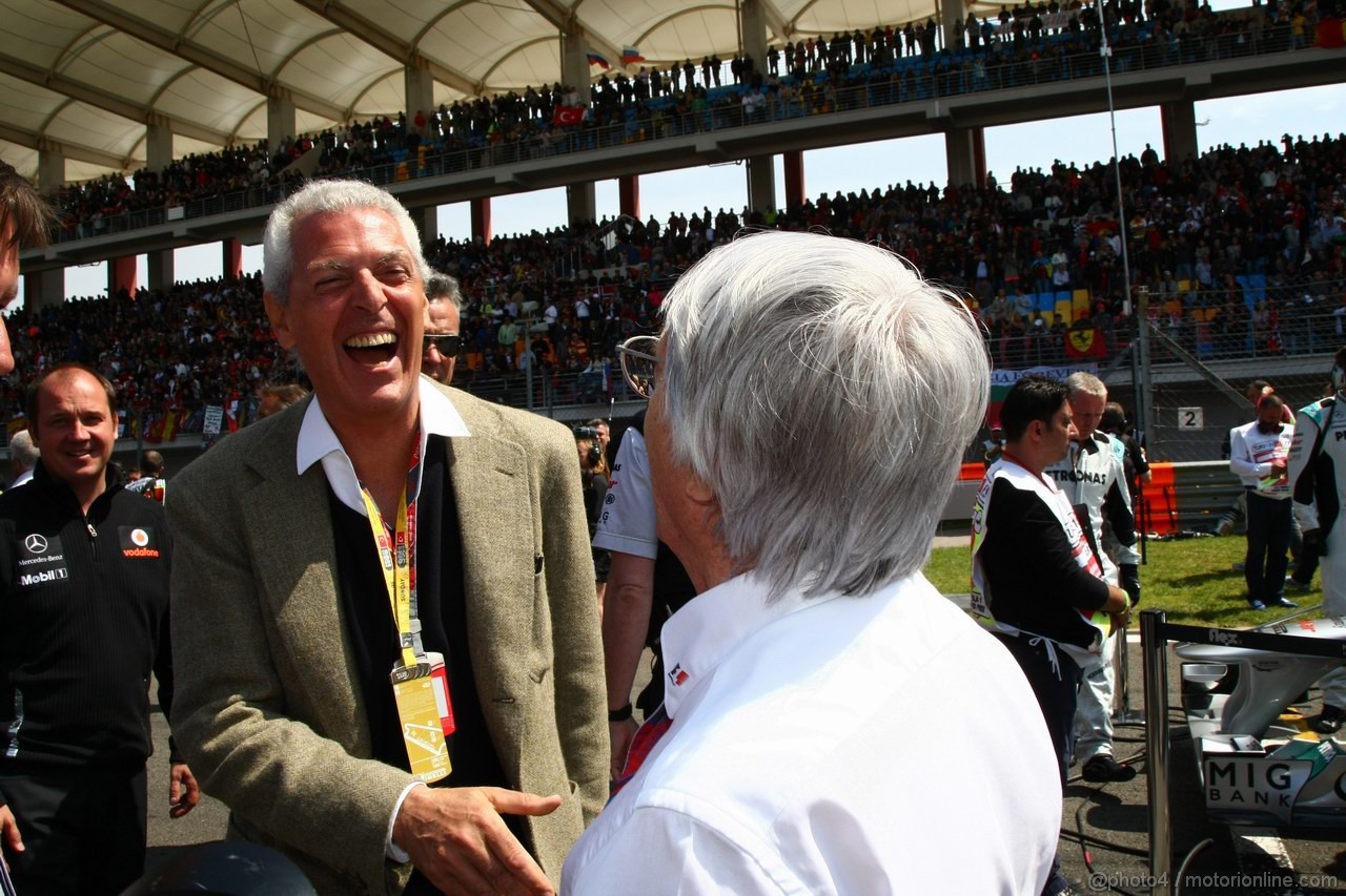 GP TURCHIA, 08.05.2011- Gara, Marco Tronchetti Provera (ITA), Pirelli's President e Bernie Ecclestone (GBR), President e CEO of Formula One Management  