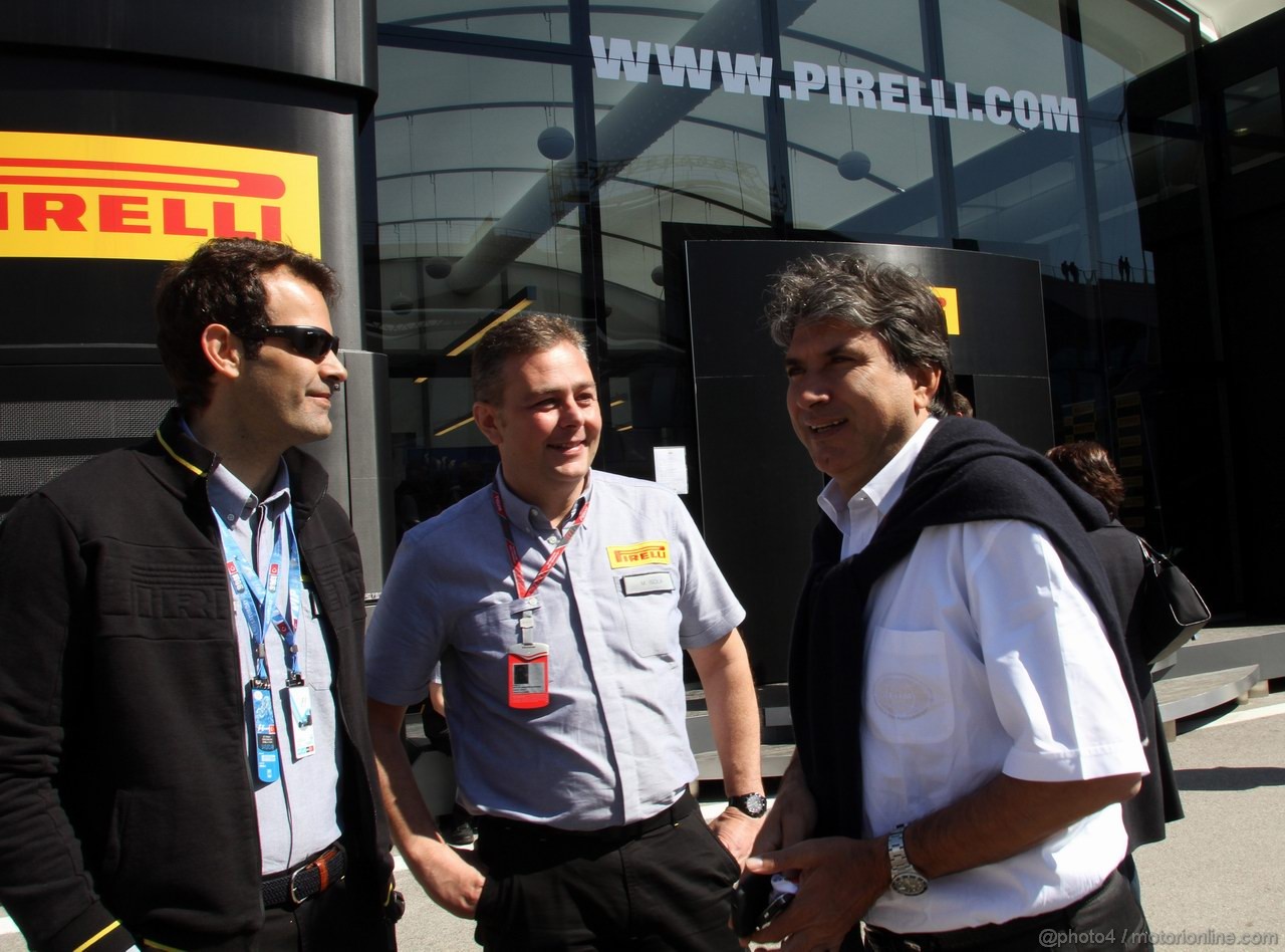 GP TURCHIA, 07.05.2011- Mario Isola (ITA), Sporting Director Pirelli  e Pasquale Lattuneddu (ITA), FOM