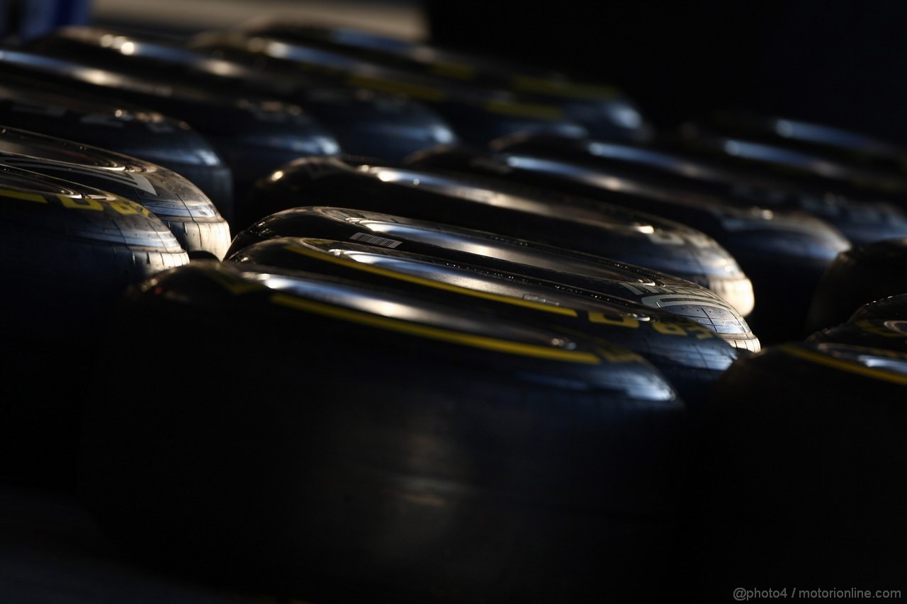 GP TURCHIA, 07.05.2011- Prove Libere 3, Sabato, Tyres Pirelli 