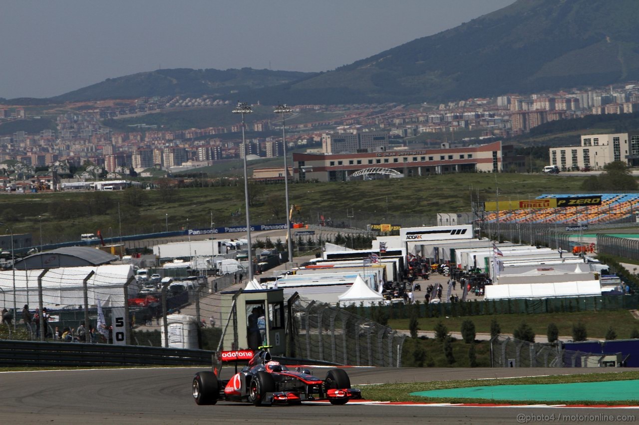 GP TURCHIA, 07.05.2011- Prove Libere 3, Sabato, Jenson Button (GBR), McLaren  Mercedes, MP4-26 