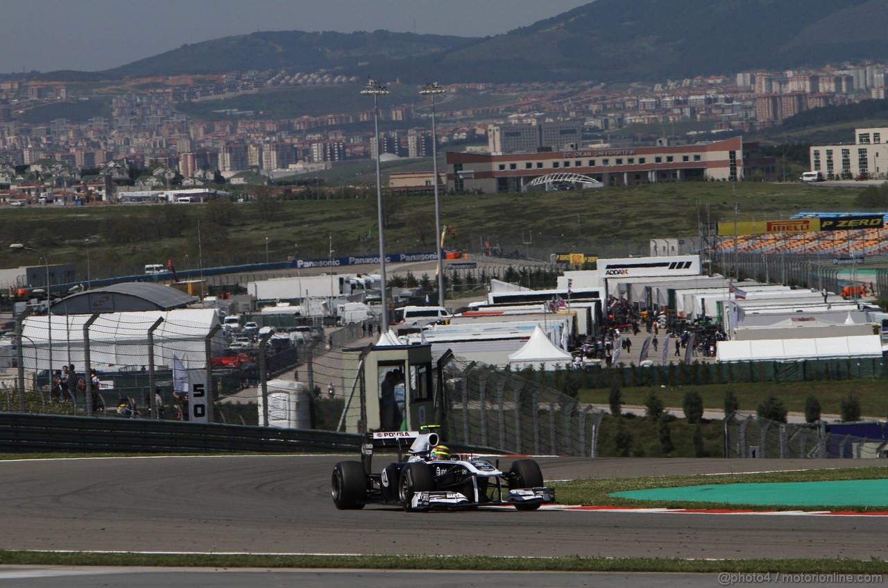 GP TURCHIA, 07.05.2011- Prove Libere 3, Sabato, Pastor Maldonado (VEN), Williams FW33 