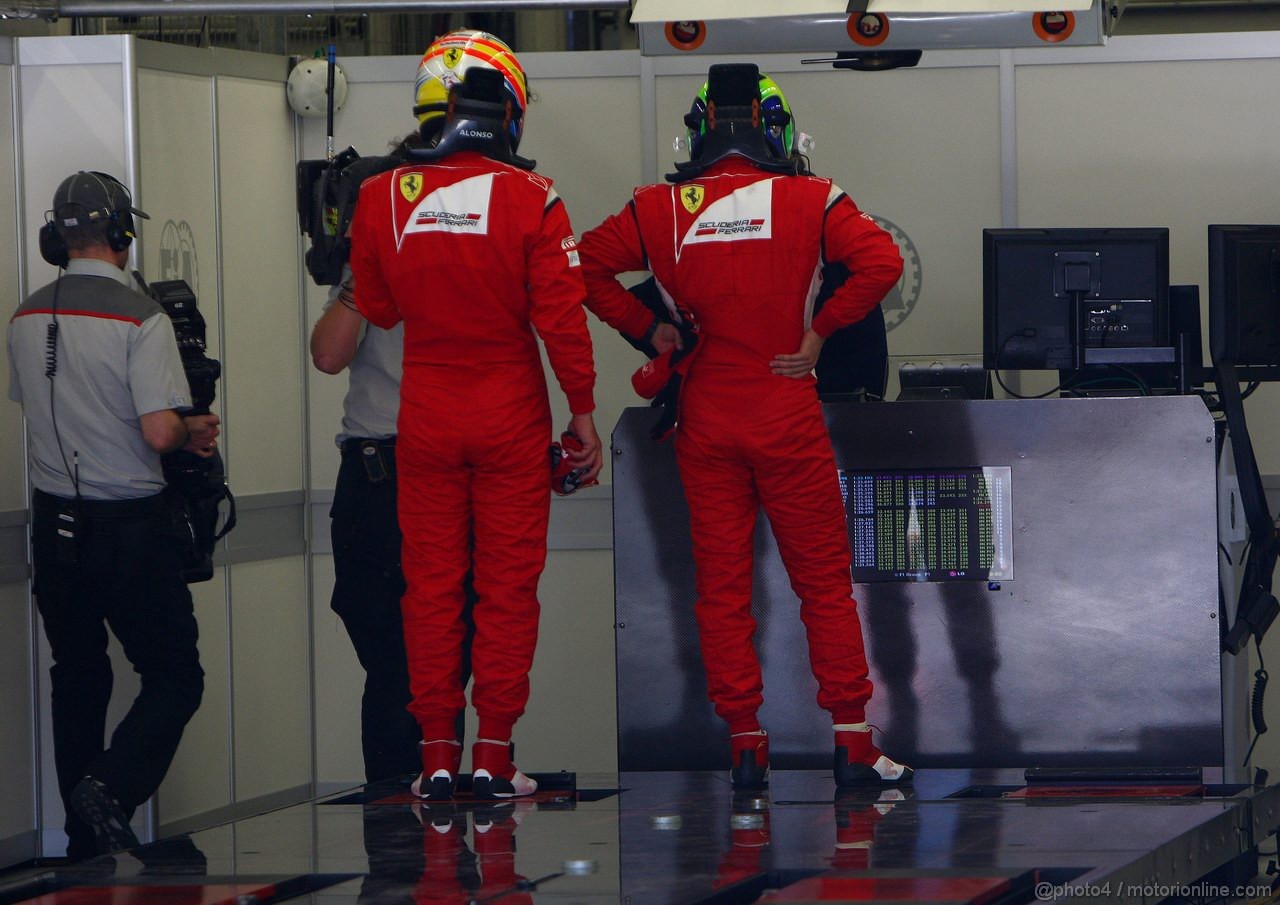 GP TURCHIA, 07.05.2011- Qualifiche, Fernando Alonso (ESP), Ferrari, F-150 Italia e Felipe Massa (BRA), Ferrari, F-150 Italia 