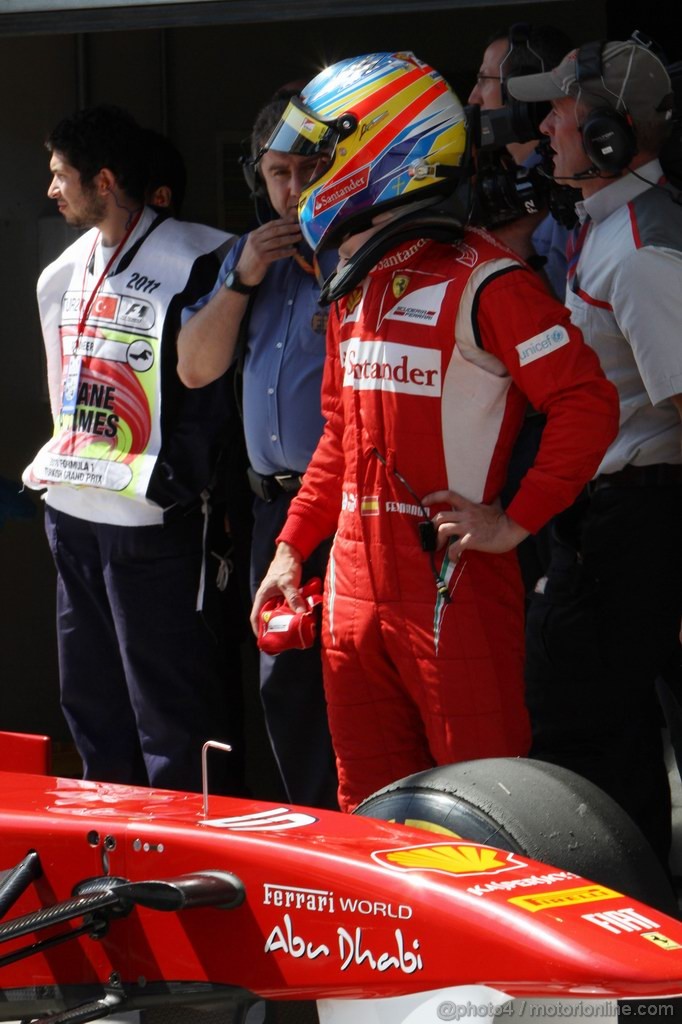 GP TURCHIA, 07.05.2011- Qualifiche, Fernando Alonso (ESP), Ferrari, F-150 Italia 