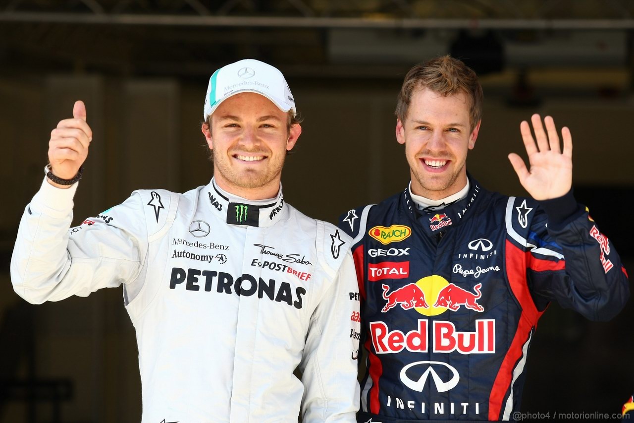 GP TURCHIA, 07.05.2011- Qualifiche, Nico Rosberg (GER), Mercedes GP Petronas F1 Team, MGP W02 terzo e Sebastian Vettel (GER), Red Bull Racing, RB7 pole position 