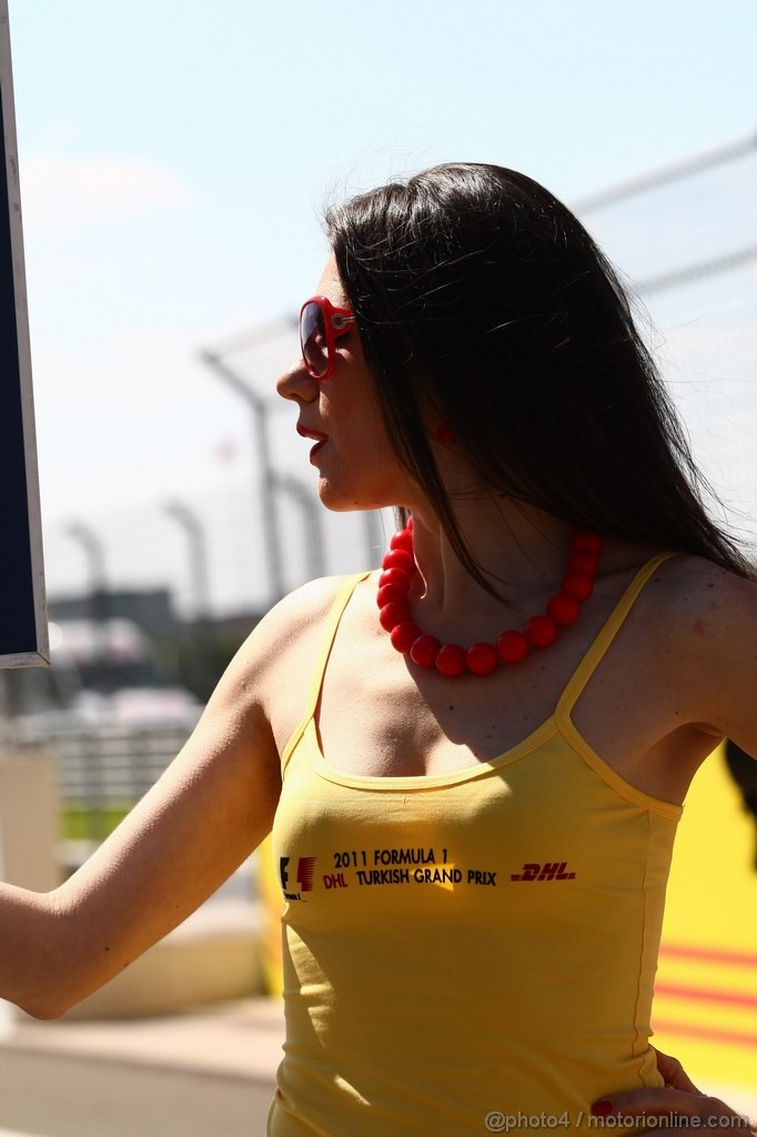 GP TURCHIA, 07.05.2011- grid girl, pitbabess 