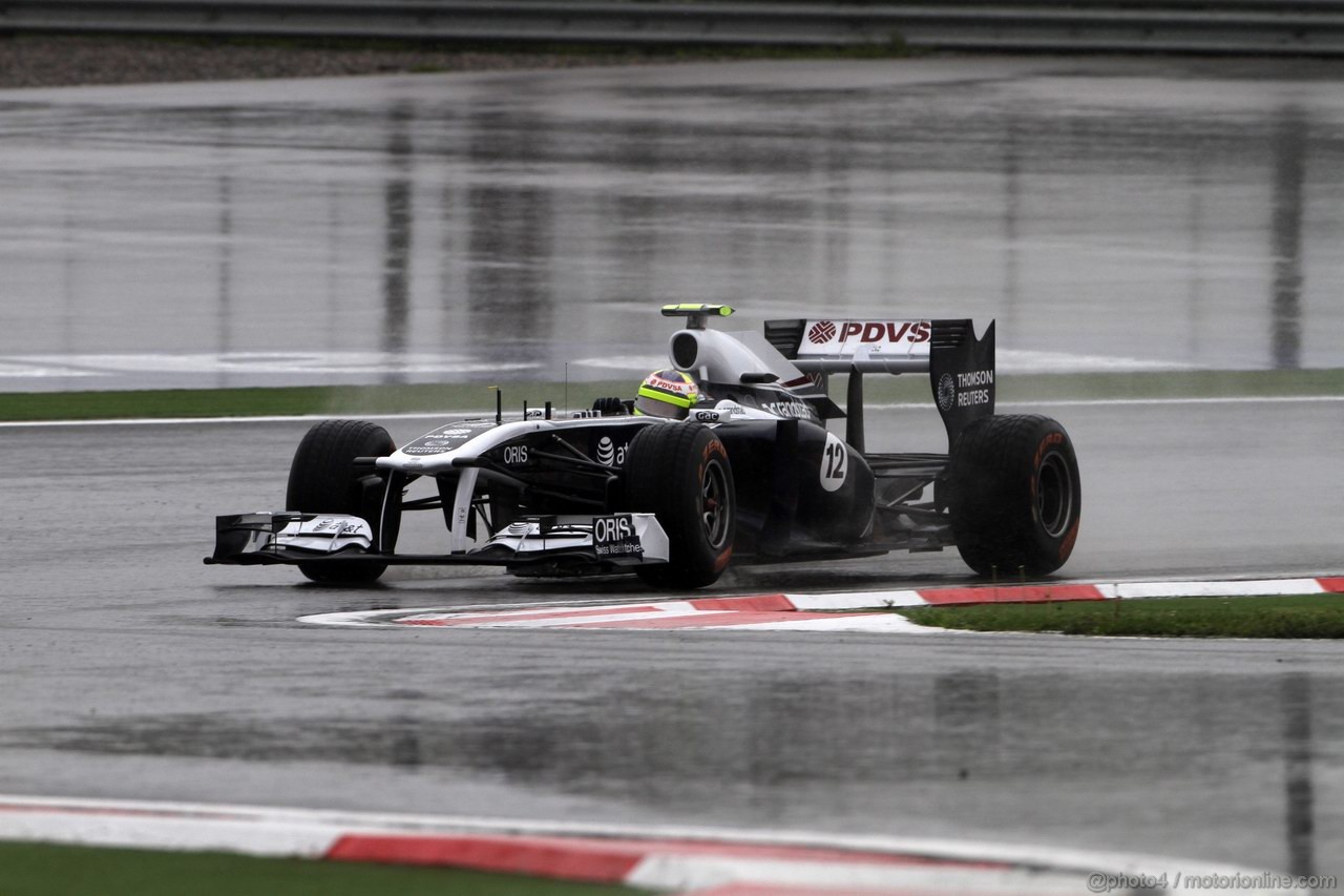 GP TURCHIA, 06.05.2011- Prove Libere 1, Venerdi', Pastor Maldonado (VEN), Williams FW33 