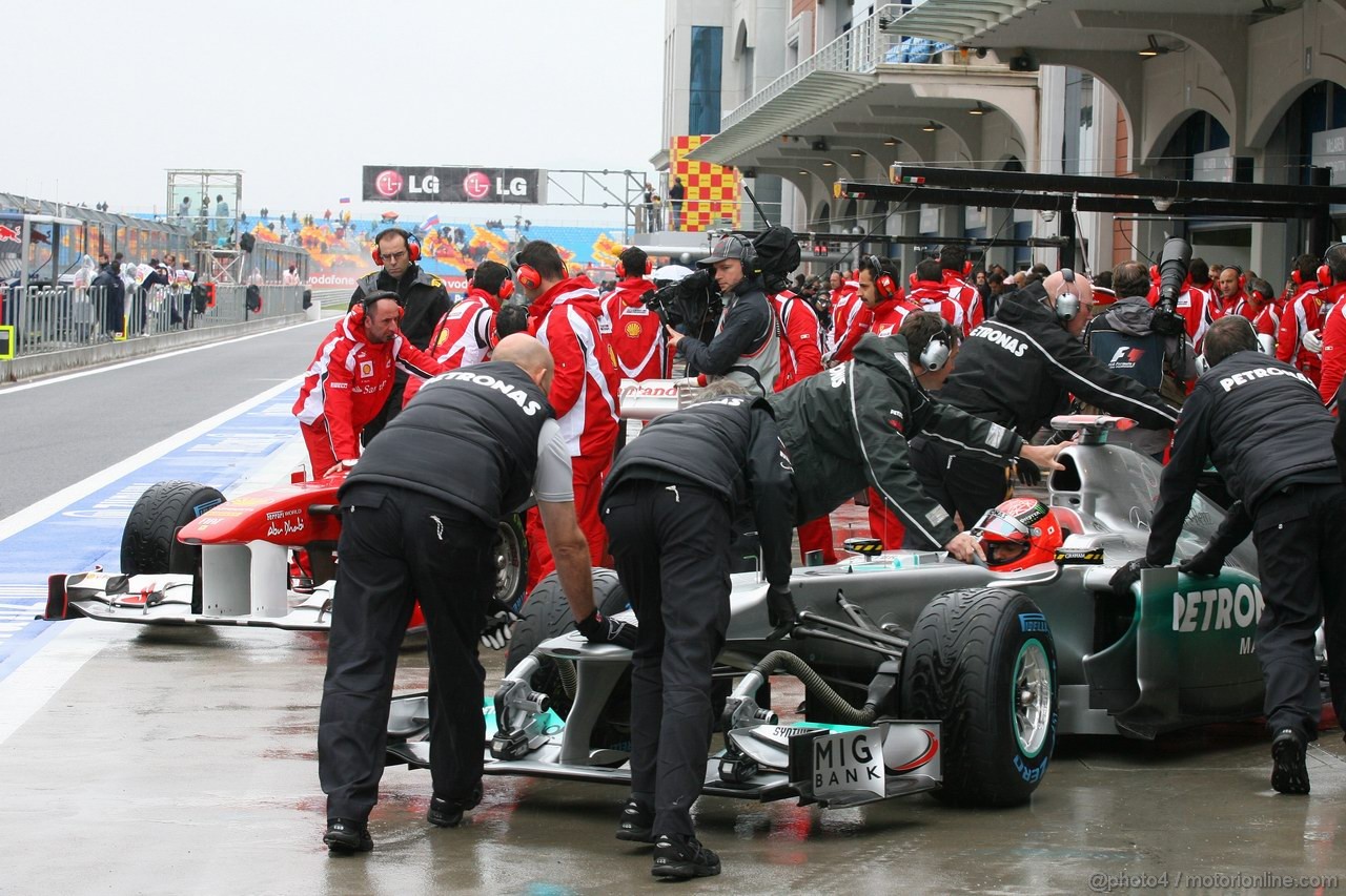 GP TURCHIA, 06.05.2011- Prove Libere 1, Venerdi', Michael Schumacher (GER), Mercedes GP Petronas F1 Team, MGP W02 