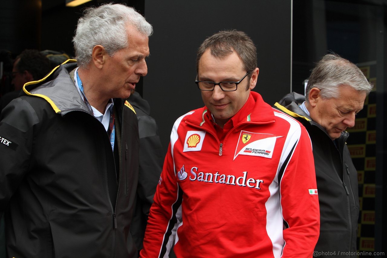 GP TURCHIA, 06.05.2011- Stefano Domenicali (ITA), Head of the Gestione Sportiva with  Marco Tronchetti Provera (ITA), Pirelli's President e Francesco Gori (ITA), Pirelli's CEO 