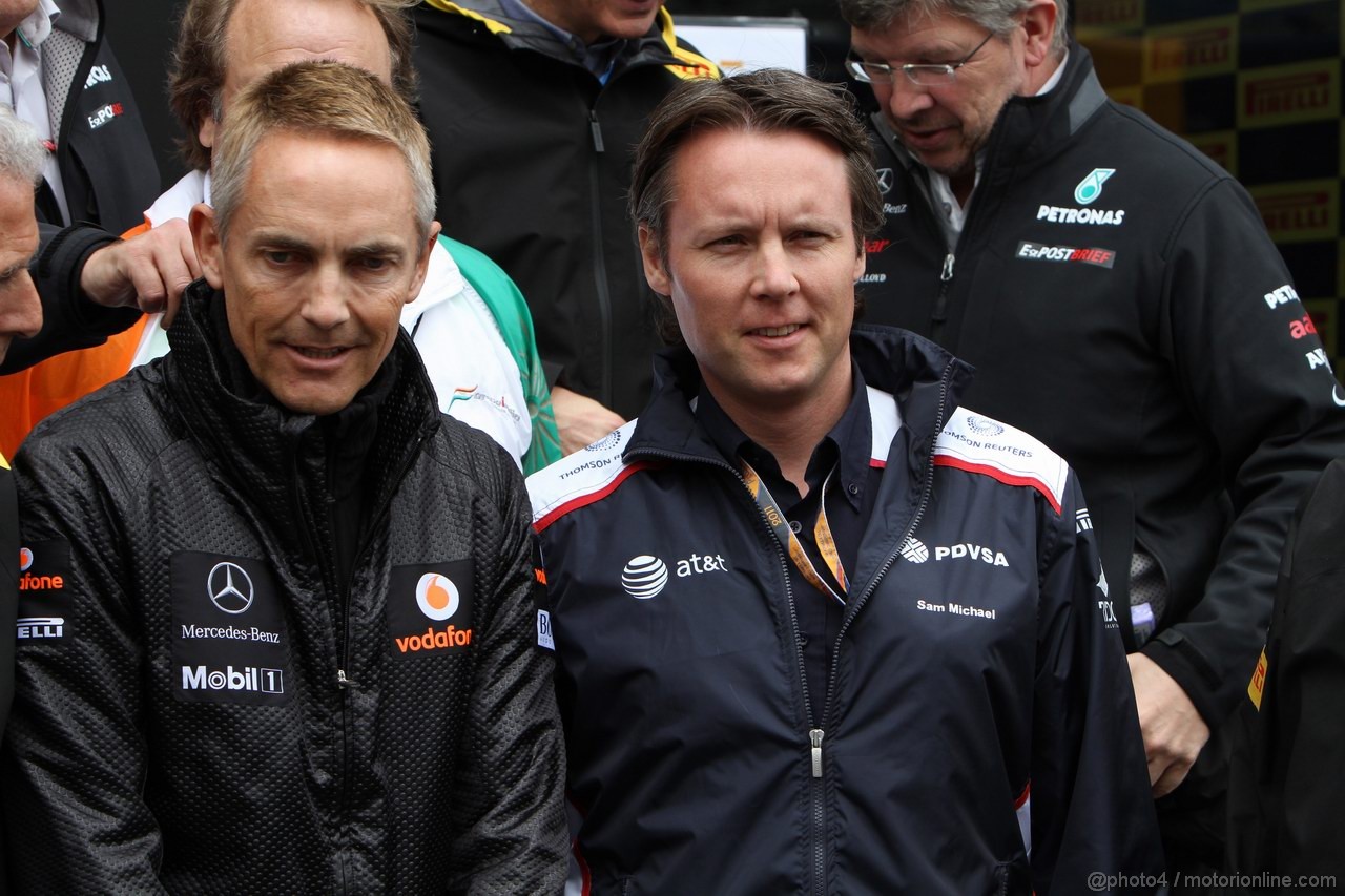 GP TURCHIA, 06.05.2011- Martin Whitmarsh (GBR), Chief Executive Officer Mclaren e Sam Michael (AUS) Williams Technical Director 