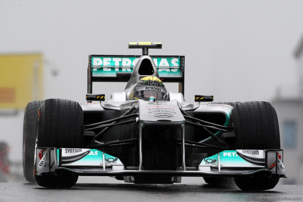 GP TURCHIA, 06.05.2011- Prove Libere 1, Venerdi', Nico Rosberg (GER), Mercedes GP Petronas F1 Team, MGP W02 