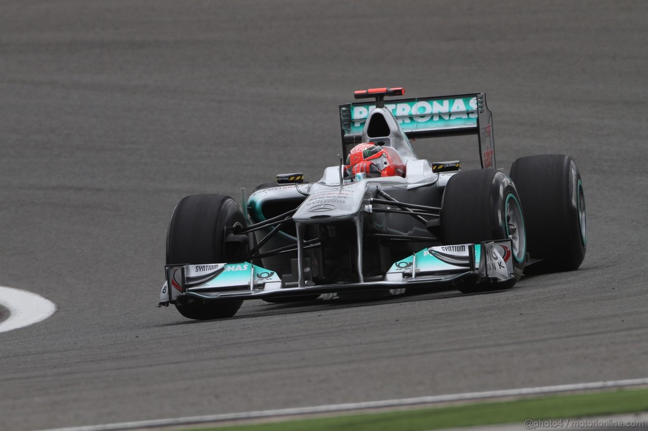 GP TURCHIA, 06.05.2011- Prove Libere 2, Venerdi', Michael Schumacher (GER), Mercedes GP Petronas F1 Team, MGP W02 