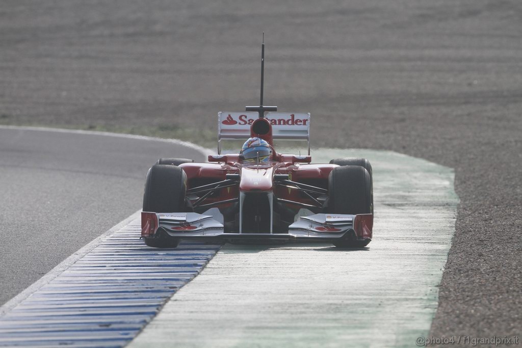 Jerez Test Febbraio 2011, 13.02.2011- Fernando Alonso (ESP), Ferrari, F-150 Italia 