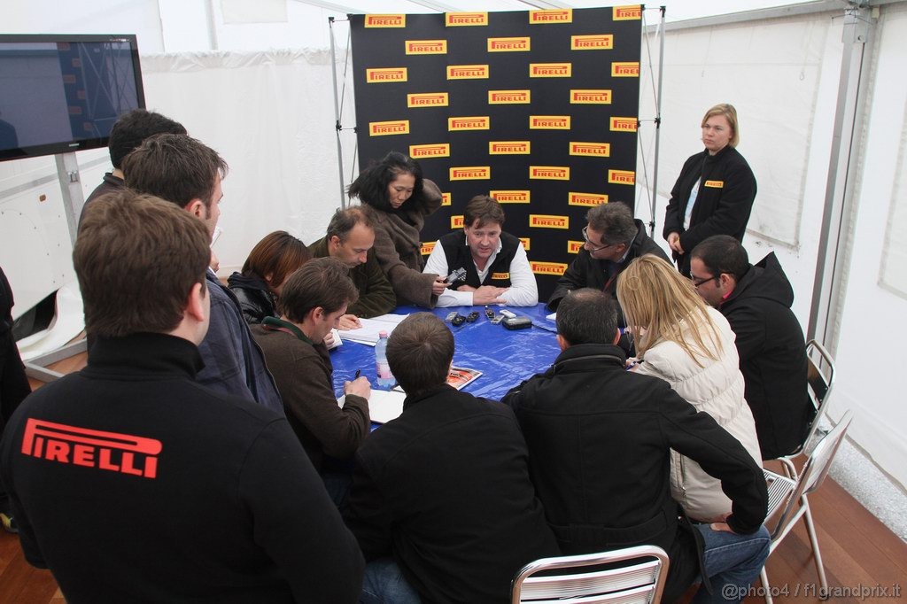 Jerez Test Febbraio 2011, 13.02.2011- Pirelli Conferenza Stampa, Paul Hembery, Pirelli Motorspor Director 
