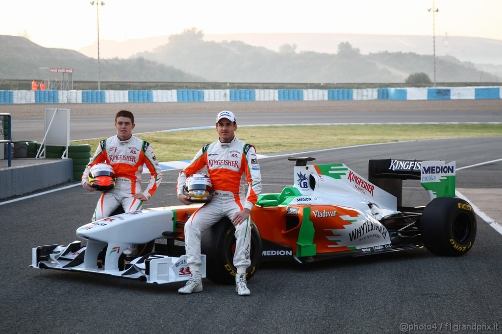 Jerez Test Febbraio 2011, Force India F1 Team VJM04 Launch, Paul di Resta (GBR) Force India VJM04 e Adrian Sutil (GER), Force India F1 Team, VJM04 