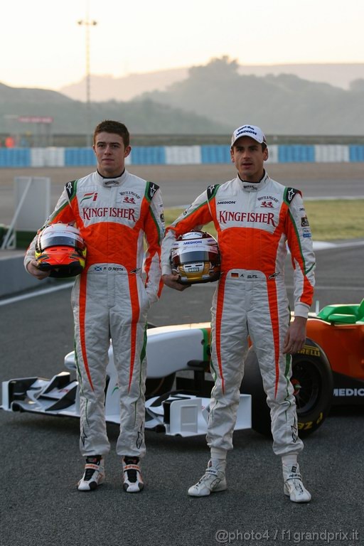 Jerez Test Febbraio 2011, Force India F1 Team VJM04 Launch, Paul di Resta (GBR) Force India VJM04 e Adrian Sutil (GER), Force India F1 Team, VJM04 