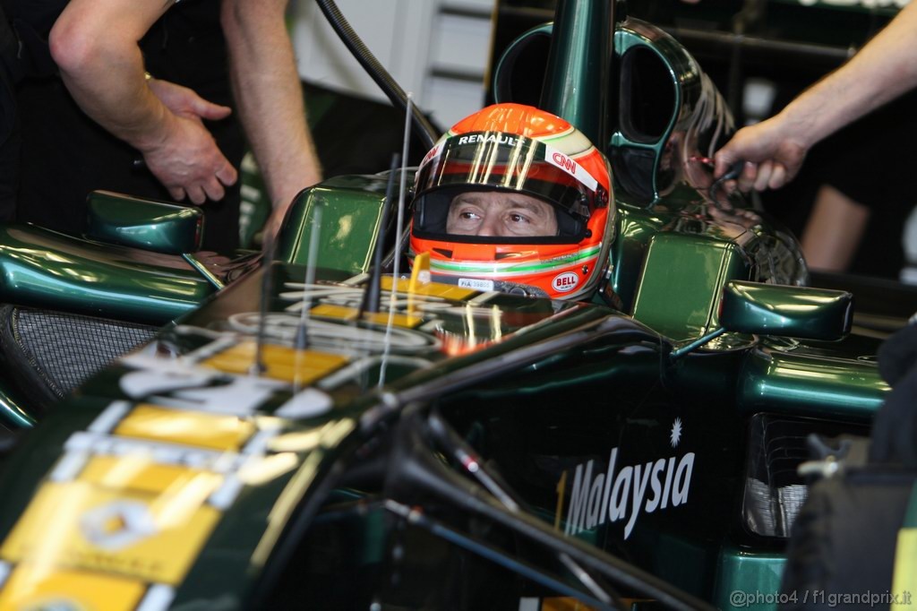 Jerez Test Febbraio 2011, 10/2/2011- Jarno Trulli (ITA), Team Lotus, TL11 