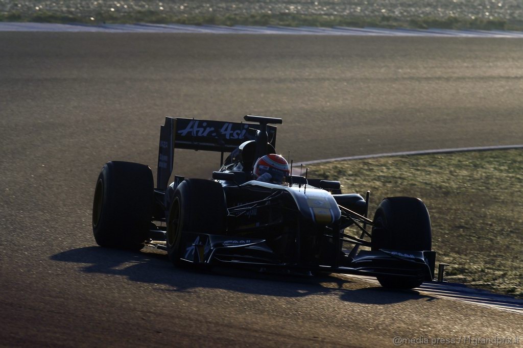 Jerez Test Febbraio 2011, 2011 Formula One Testing
Circuito de Jerez, Jerez de la Frontera, Spain
10th February 2011
Jarno Trulli, Team Lotus Renault T128.
World Copyright: Andrew Ferraro/LAT Photographic
ref: Digital Image _Q0C7252