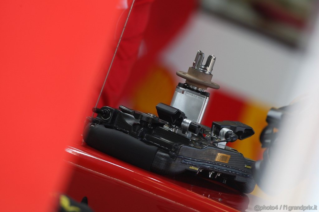 Jerez Test Febbraio 2011, 12.02.2011- Steering wheel, Fernando Alonso (ESP), Ferrari, F-150 Italia 