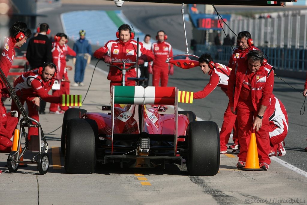 Jerez Test Febbraio 2011, 12.02.2011- Fernando Alonso (ESP), Ferrari, F-150 Italia 
