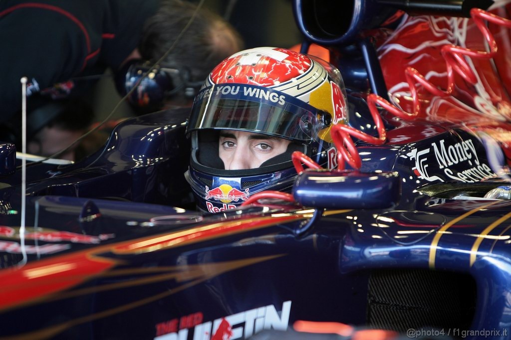 Jerez Test Febbraio 2011, 12.02.2011- Sébastien Buemi (SUI), Scuderia Toro Rosso, STR6 