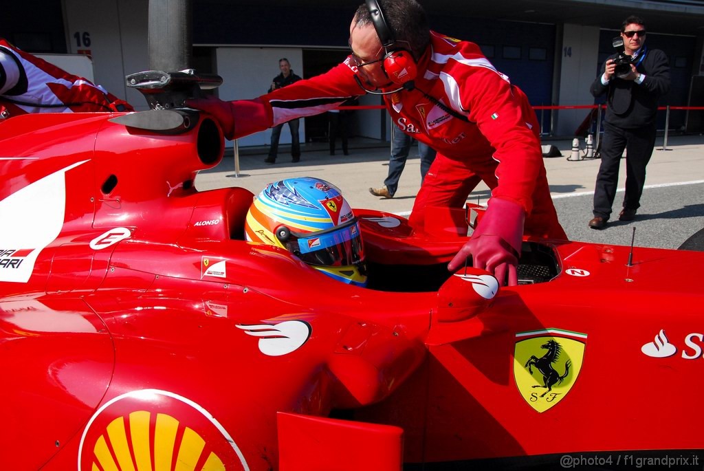 Jerez Test Febbraio 2011, 12.02.2011- Fernando Alonso (ESP), Ferrari, F-150 Italia 