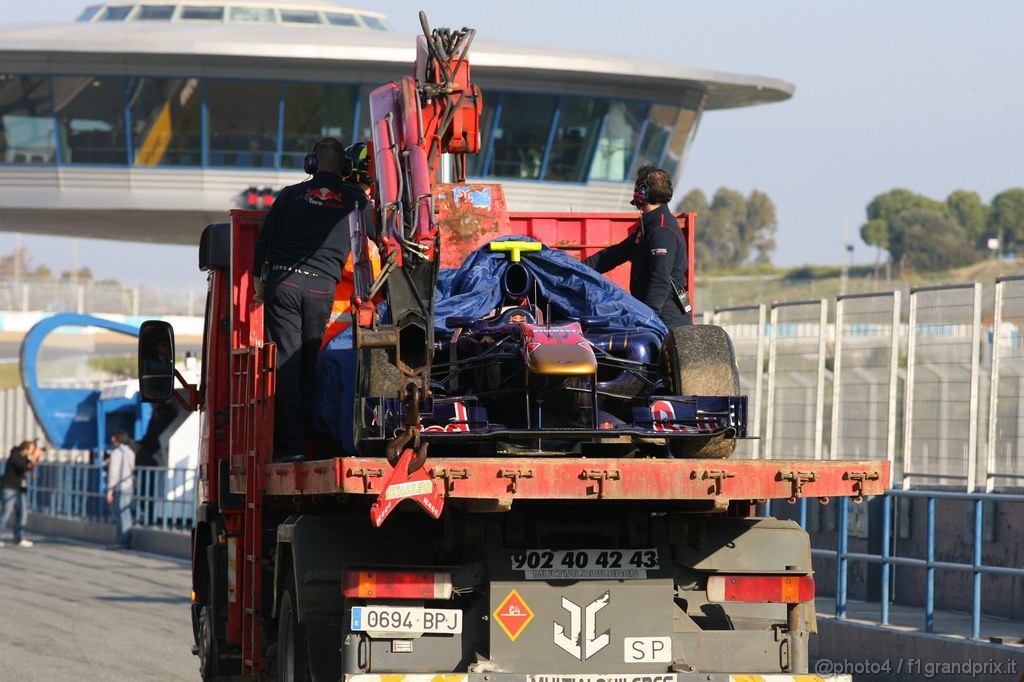 Jerez Test Febbraio 2011, 11/2/2011- Jaime Alguersuari (SPA), Scuderia Toro Rosso, STR6 