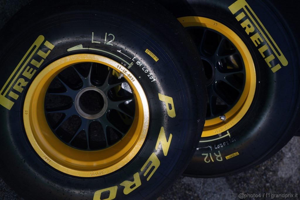 Jerez Test Febbraio 2011, 11/2/2011- Tyres Pirelli 