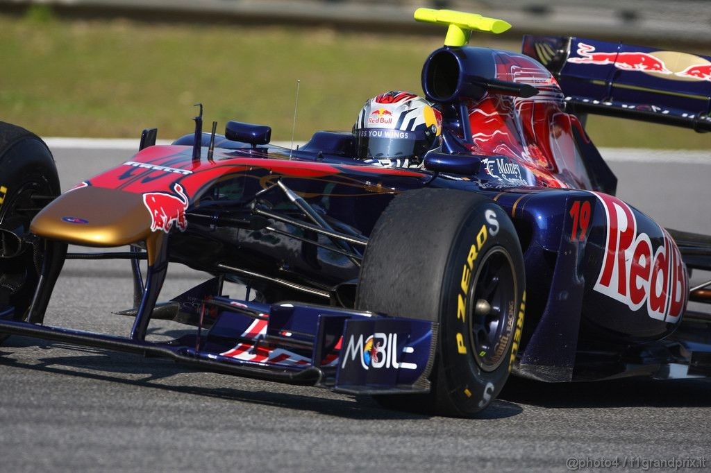 Jerez Test Febbraio 2011, 11.02.2011- Jaime Alguersuari (SPA), Scuderia Toro Rosso, STR6 