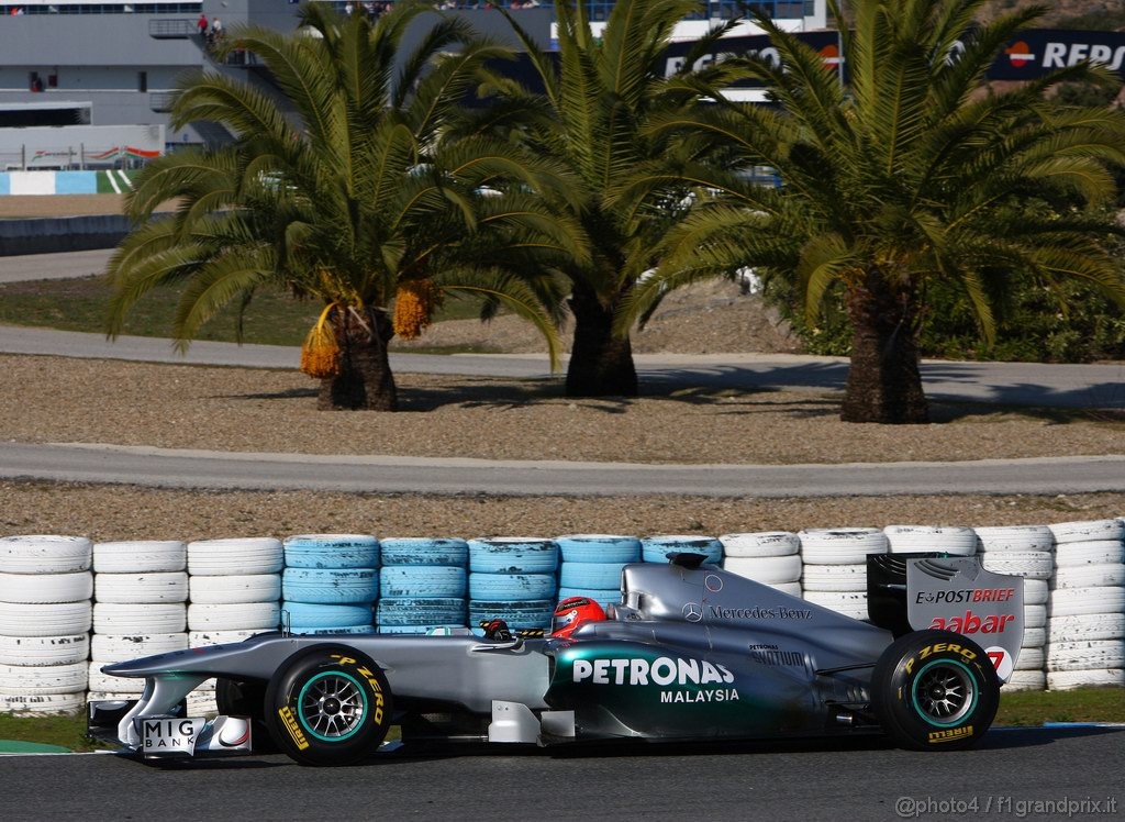 Jerez Test Febbraio 2011, 11.02.2011- Michael Schumacher (GER), Mercedes GP Petronas F1 Team, MGP W02 