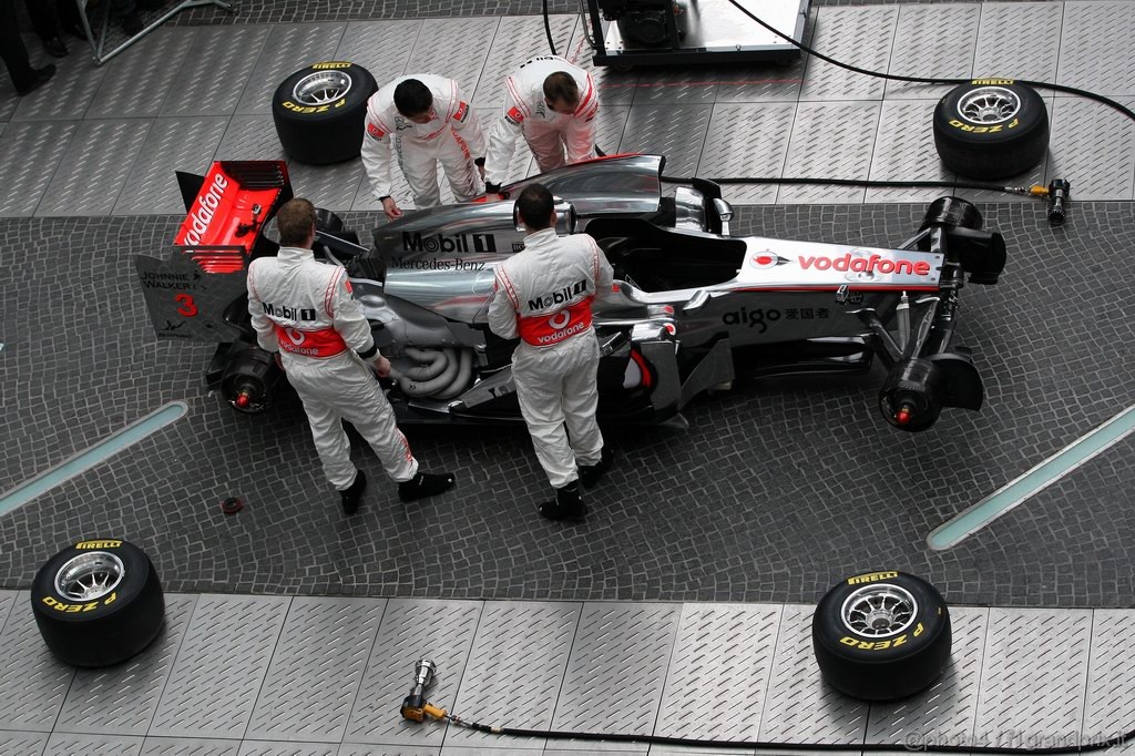 Mclaren MP4 26, 
detail - Vodafone McLaren Mercedes MP4-26 Launch 
