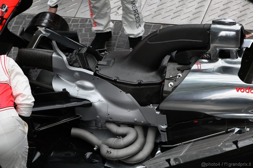Mclaren MP4 26, 
detail - Vodafone McLaren Mercedes MP4-26 Launch 