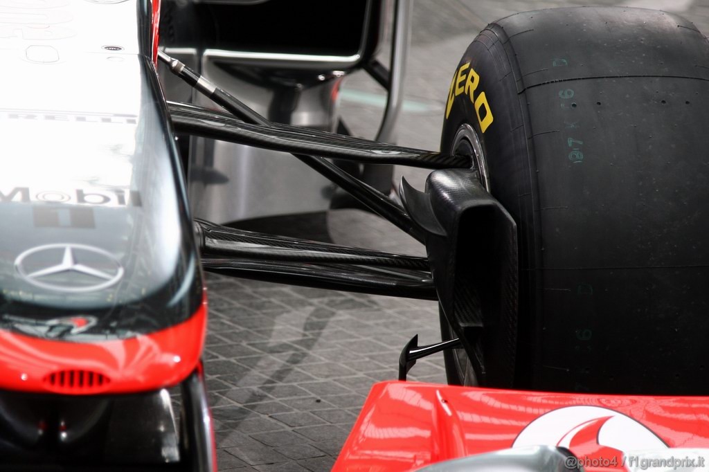 Mclaren MP4 26, 
detail - Vodafone McLaren Mercedes MP4-26 Launch 