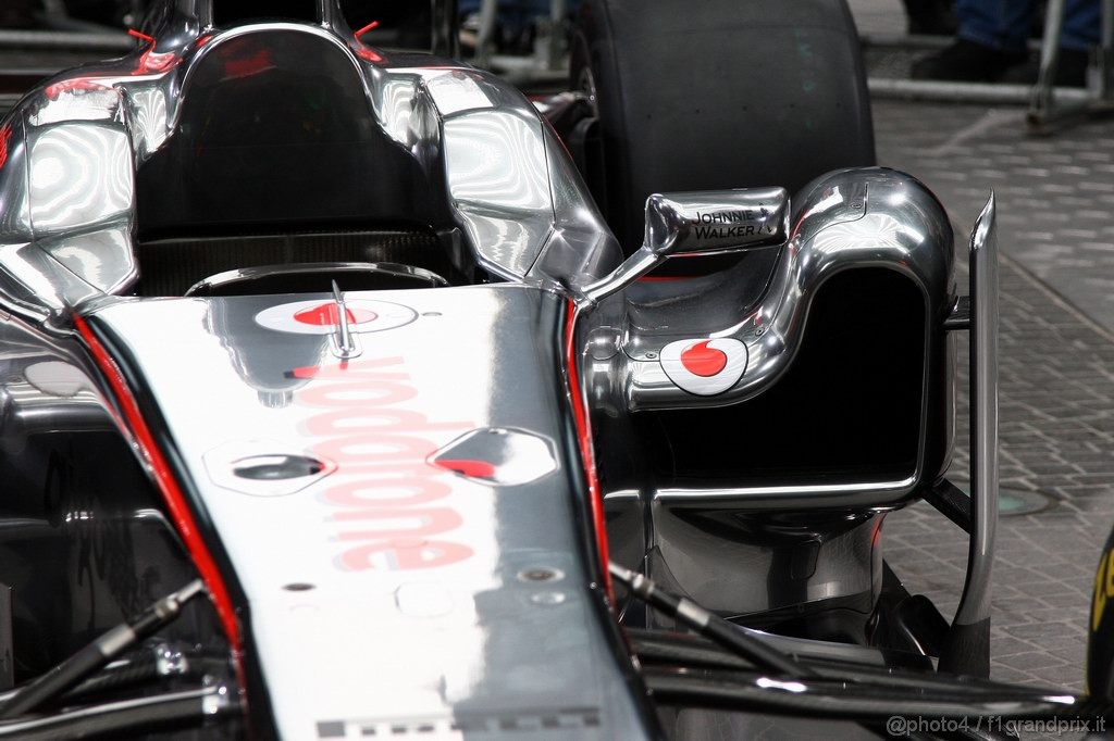 Mclaren MP4 26, 
detail - Vodafone McLaren Mercedes MP4-26 Launch 