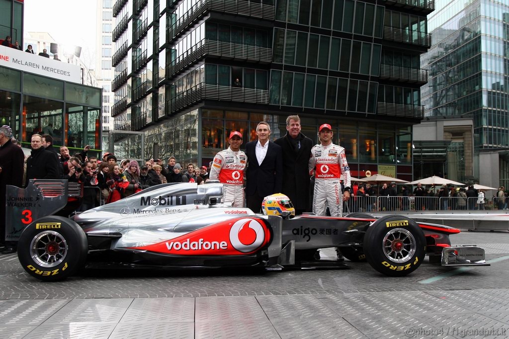 Mclaren MP4 26, 
Lewis Hamilton (GBR), McLaren Mercedes, Martin Whitmarsh (GBR), McLaren, Chief Executive Officer, Fritz Joussen (GER), CEO Vodafone Germany, Jenson Button (GBR), McLaren Mercedes 