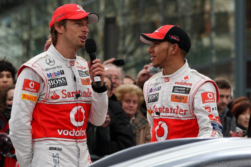 Mclaren MP4 26, 
Jenson Button (GBR), McLaren Mercedes, Lewis Hamilton (GBR), McLaren Mercedes