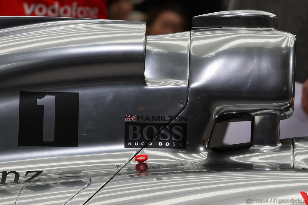 Mclaren MP4 26, 
detail - Vodafone McLaren Mercedes MP4-26 Launch 