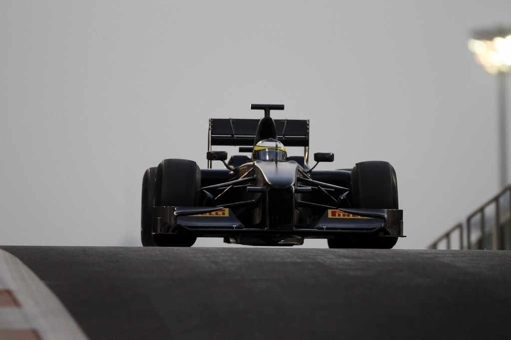Pirelli Test Gennaio 2011 Abu Dhabi
