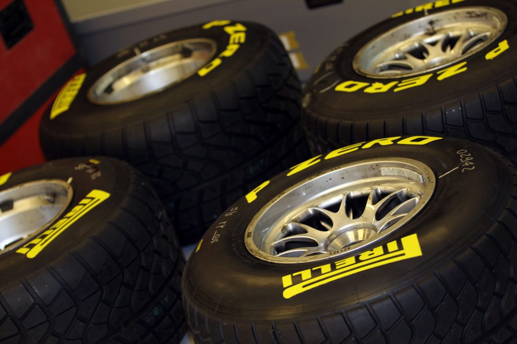 Pirelli Test Gennaio 2011 Abu Dhabi