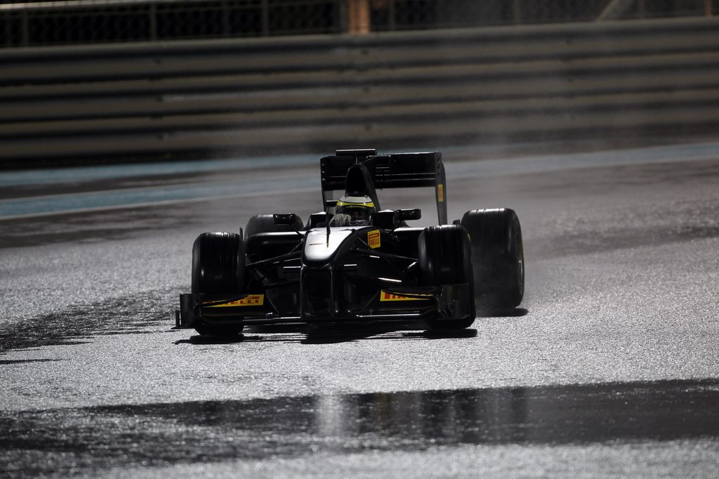 Pirelli Test Gennaio 2011 Abu Dhabi