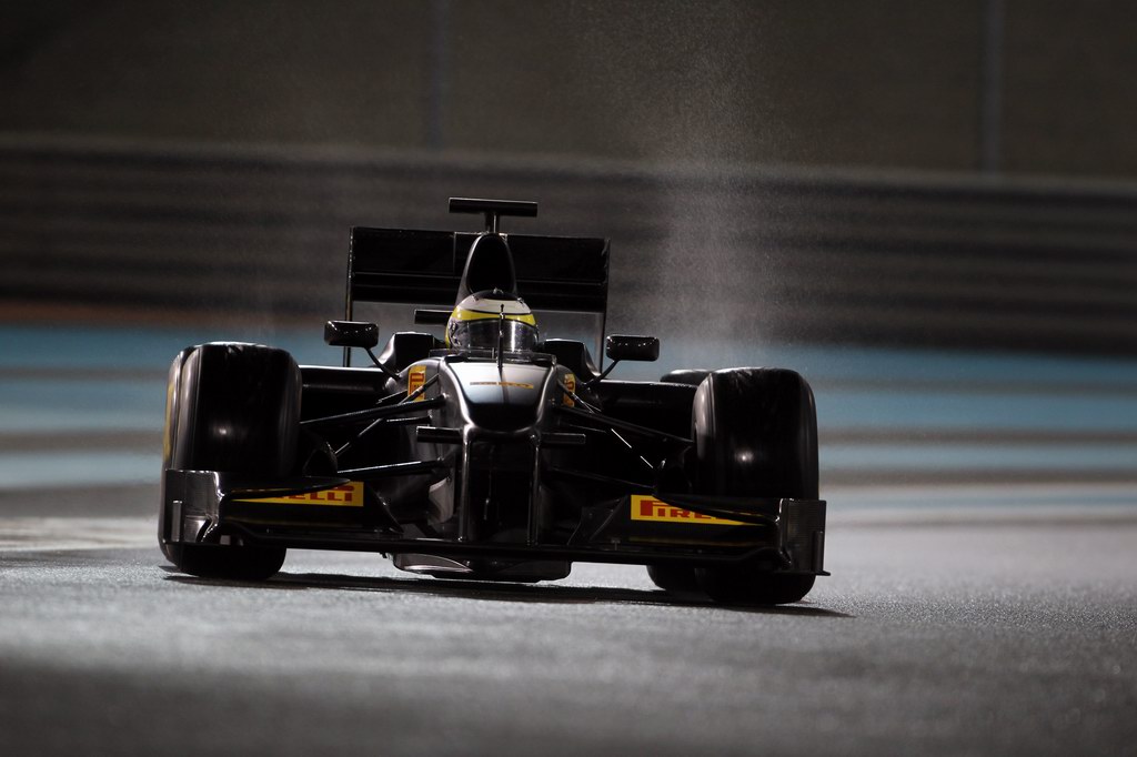 Pirelli Test Gennaio 2011 Abu Dhabi