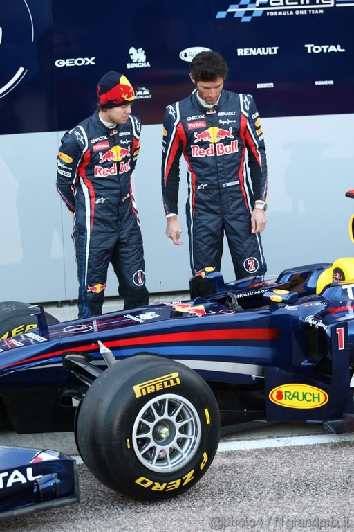 Red Bull RB7, 
Sebastian Vettel (GER), Red Bull Racing e Mark Webber (AUS), Red Bull Racing - Red Bull Racing RB7 Launch - Formula 1 World Championship 